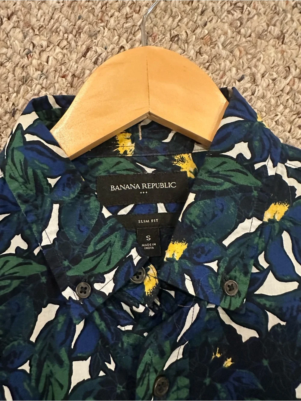 Banana Republic this banana
